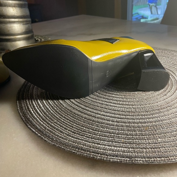 Olive low-cut booties - Picture 7 of 8